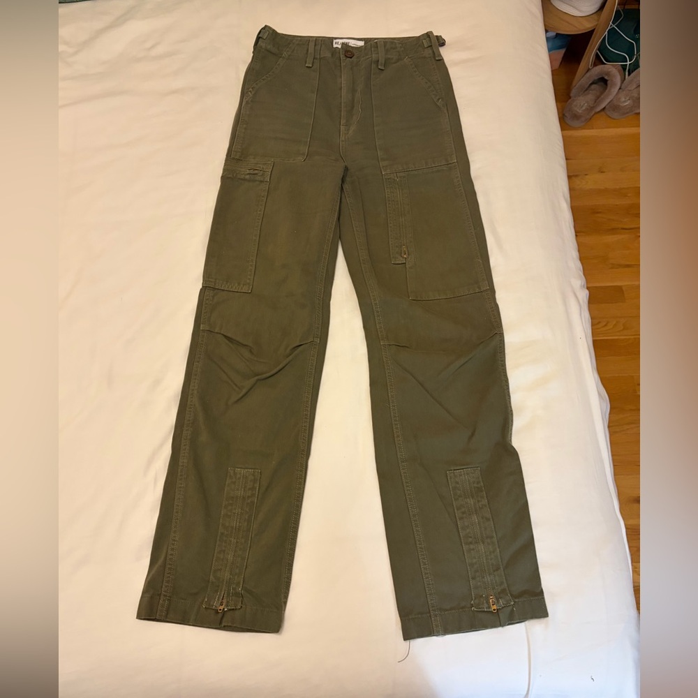 Re/Done Khaki Women’s Cargo Pants